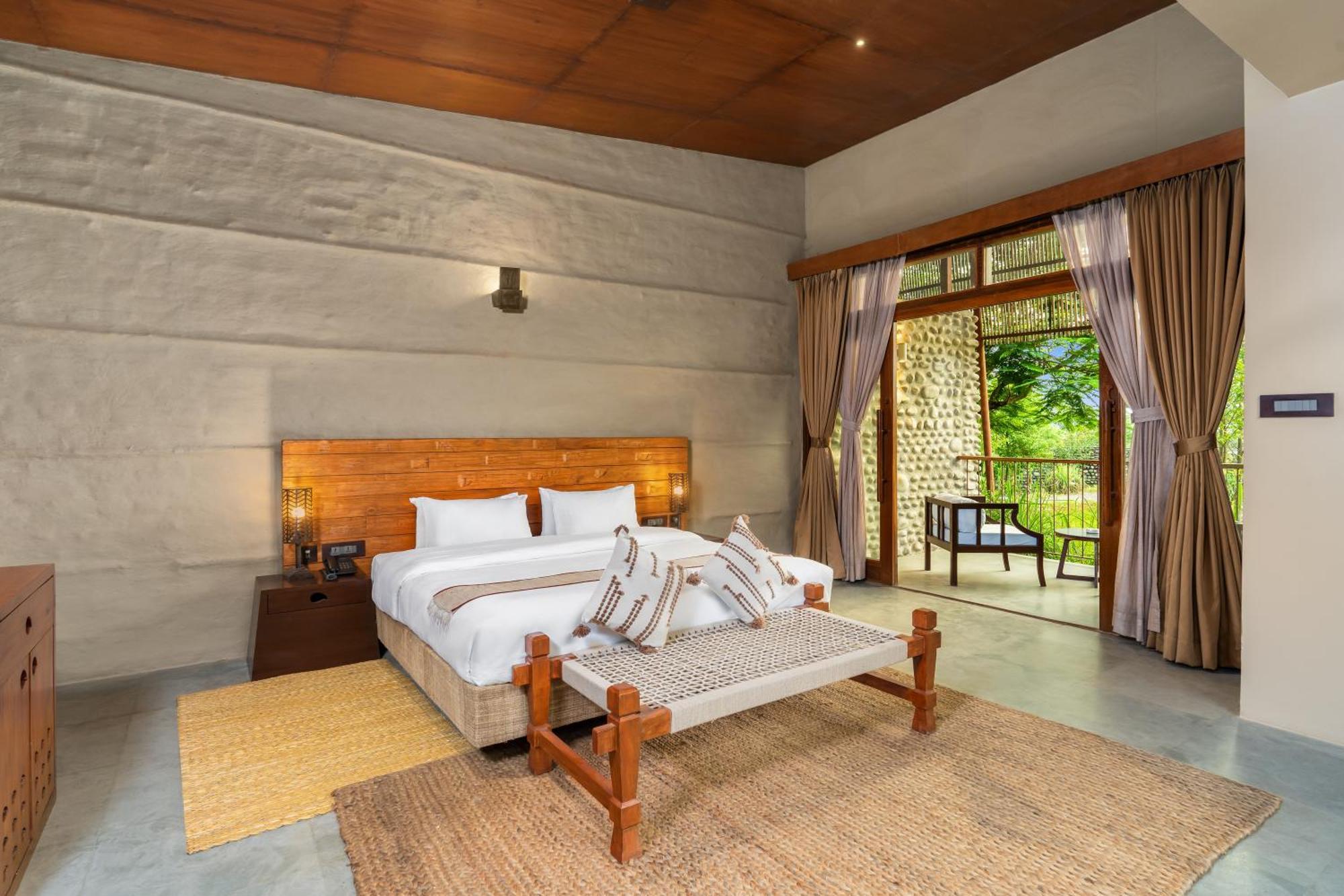 Sanctuary Chitwan National Park Hotell Exteriör bild